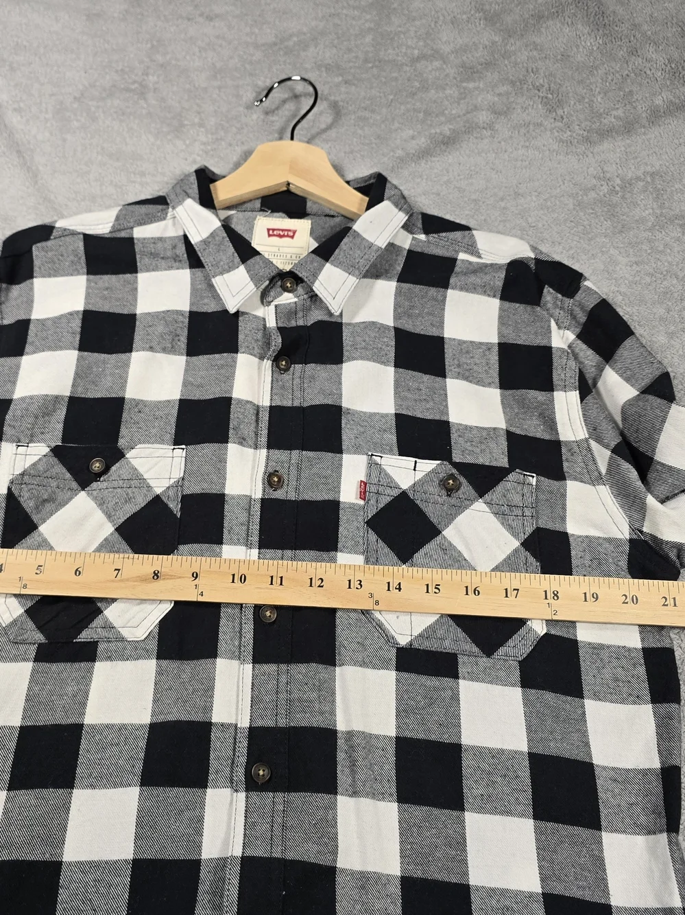 Levi's Black & White Plaid Button-Front Shirt